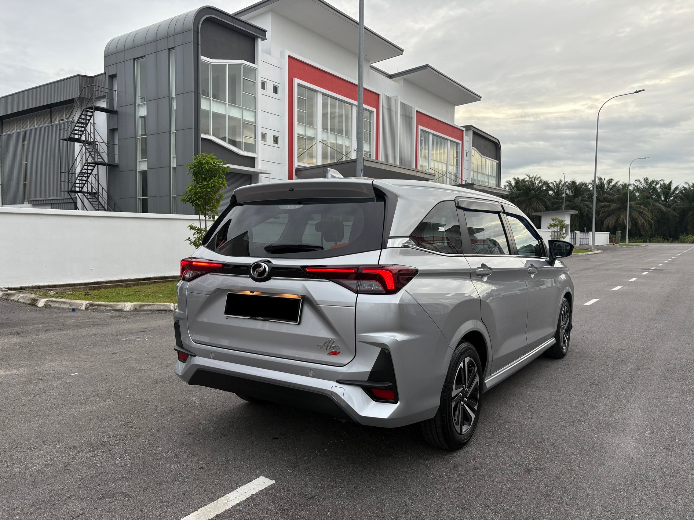 Perodua Alza AV 2025 thumbnail 4