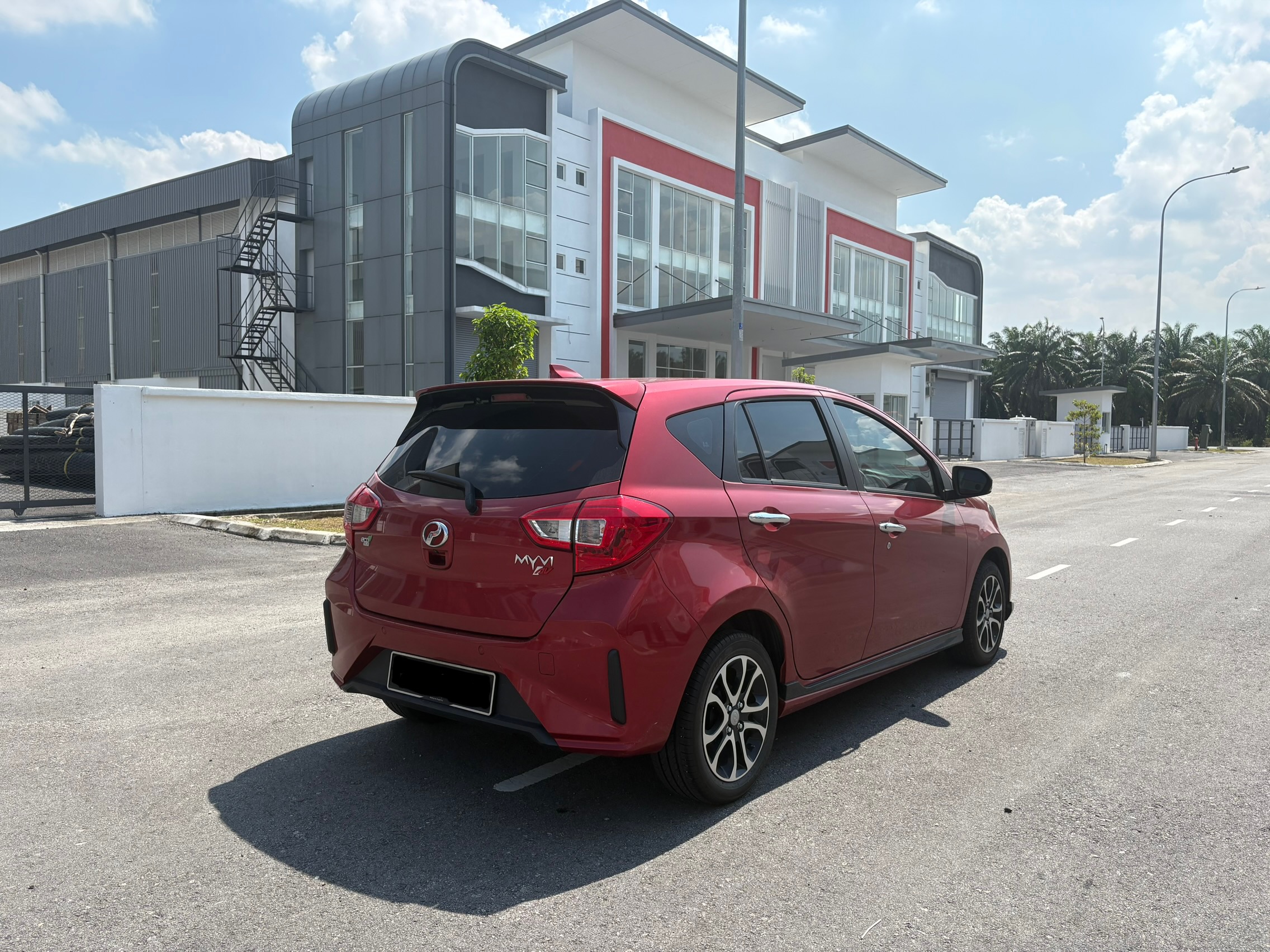 Perodua Myvi 1.5 AV 2023 thumbnail 3