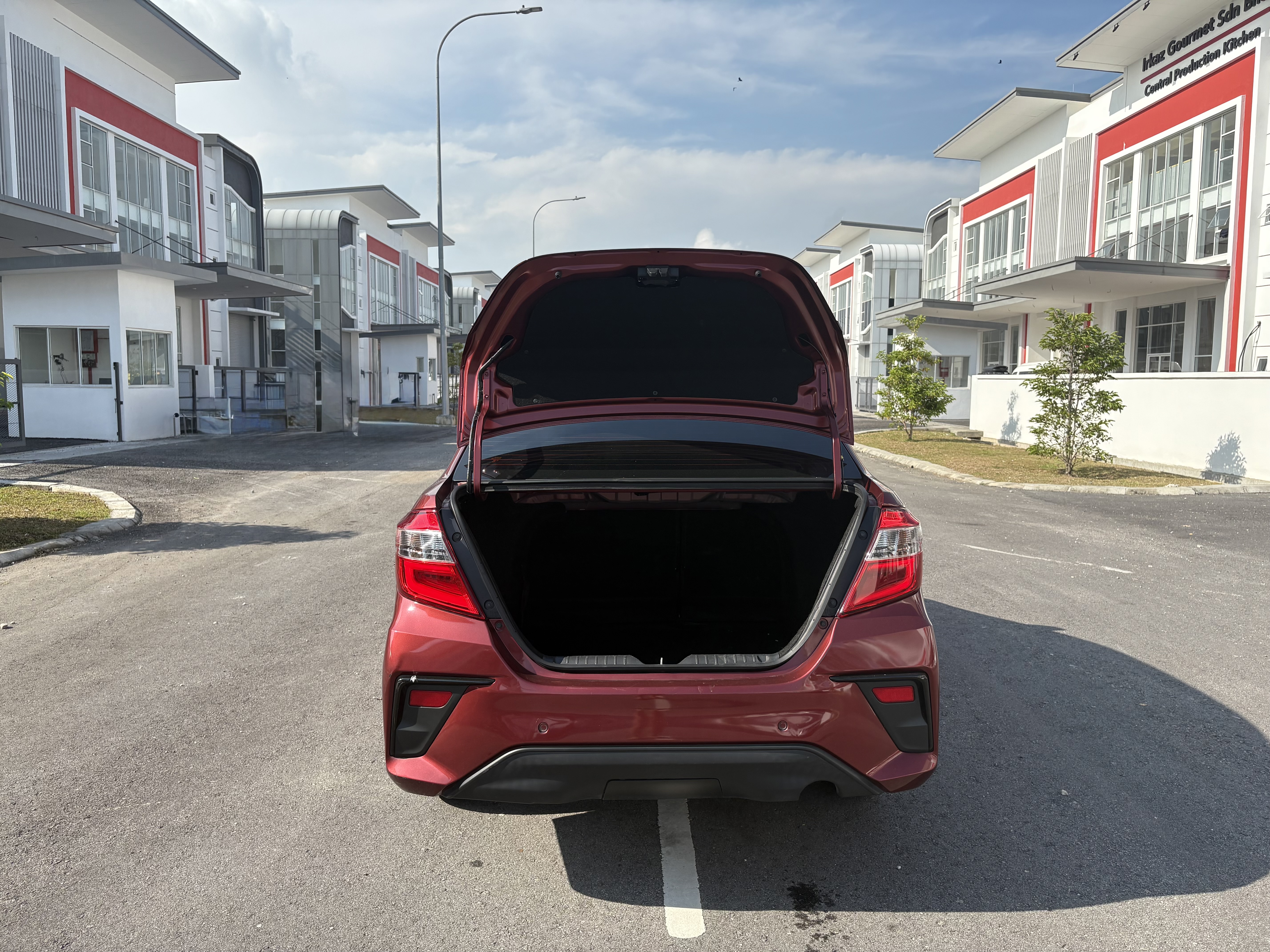 Perodua Bezza 1.3 X 2023 thumbnail 5