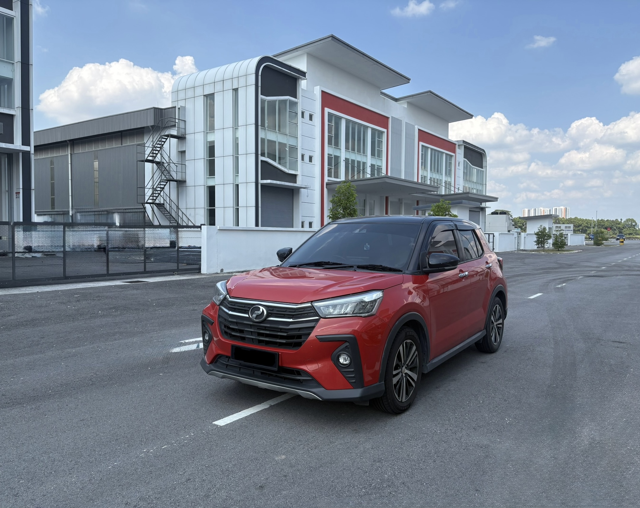 Perodua Ativa 1.0 AV 2021 thumbnail 2