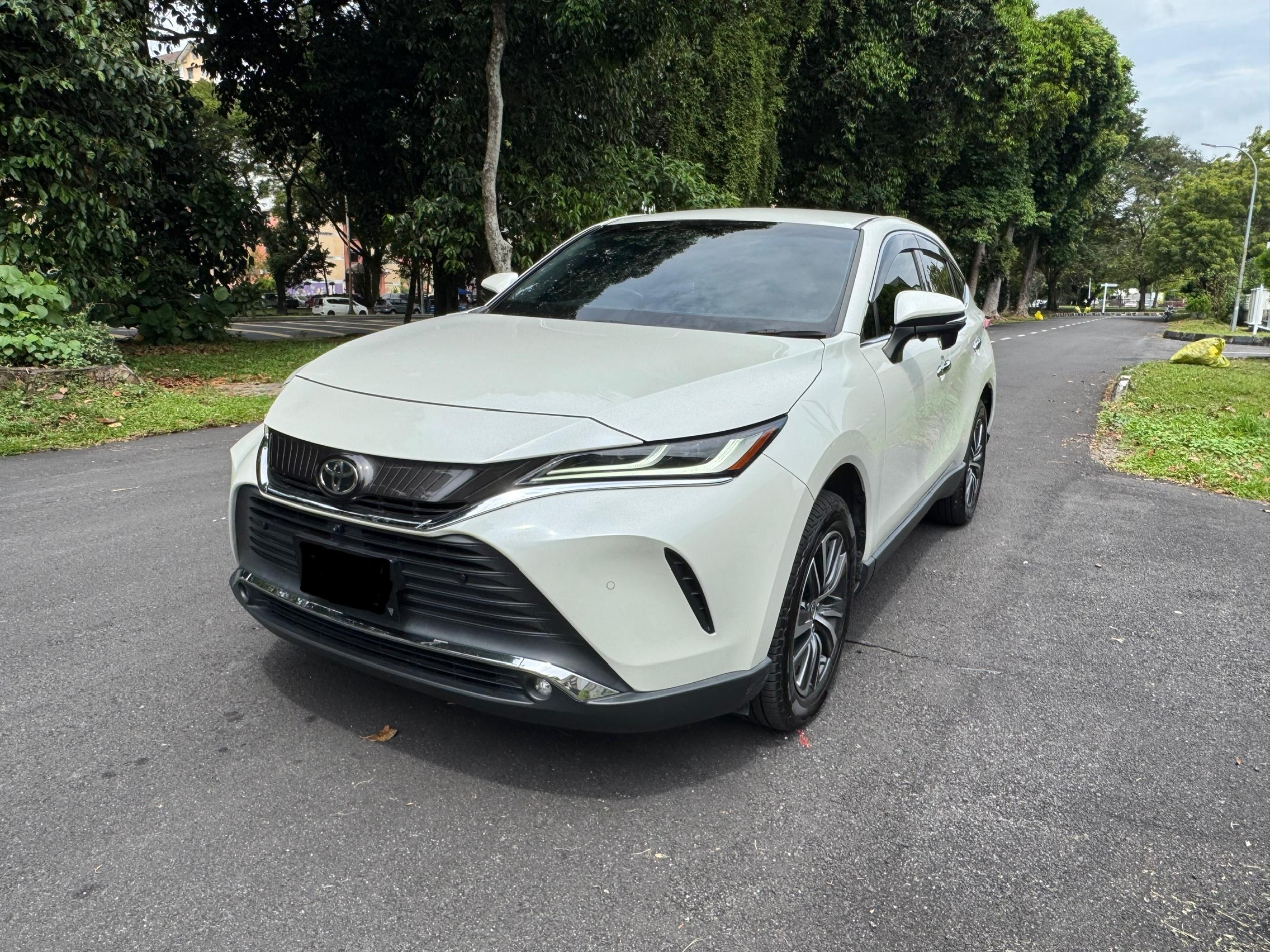 Toyota Harrier 2.0 G 2020