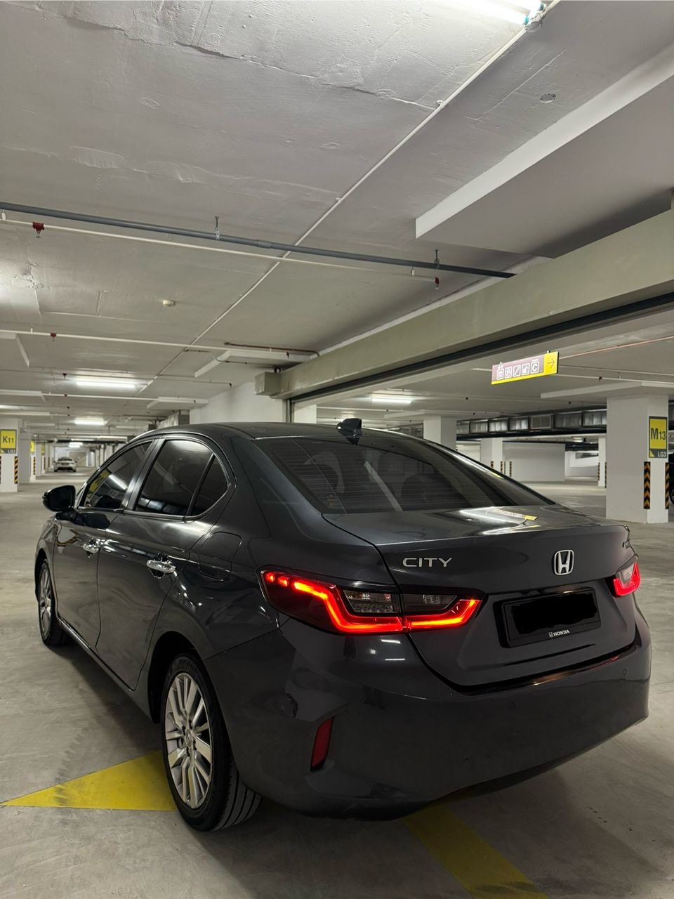 Honda City 1.5 V Sensing 2023 thumbnail 3