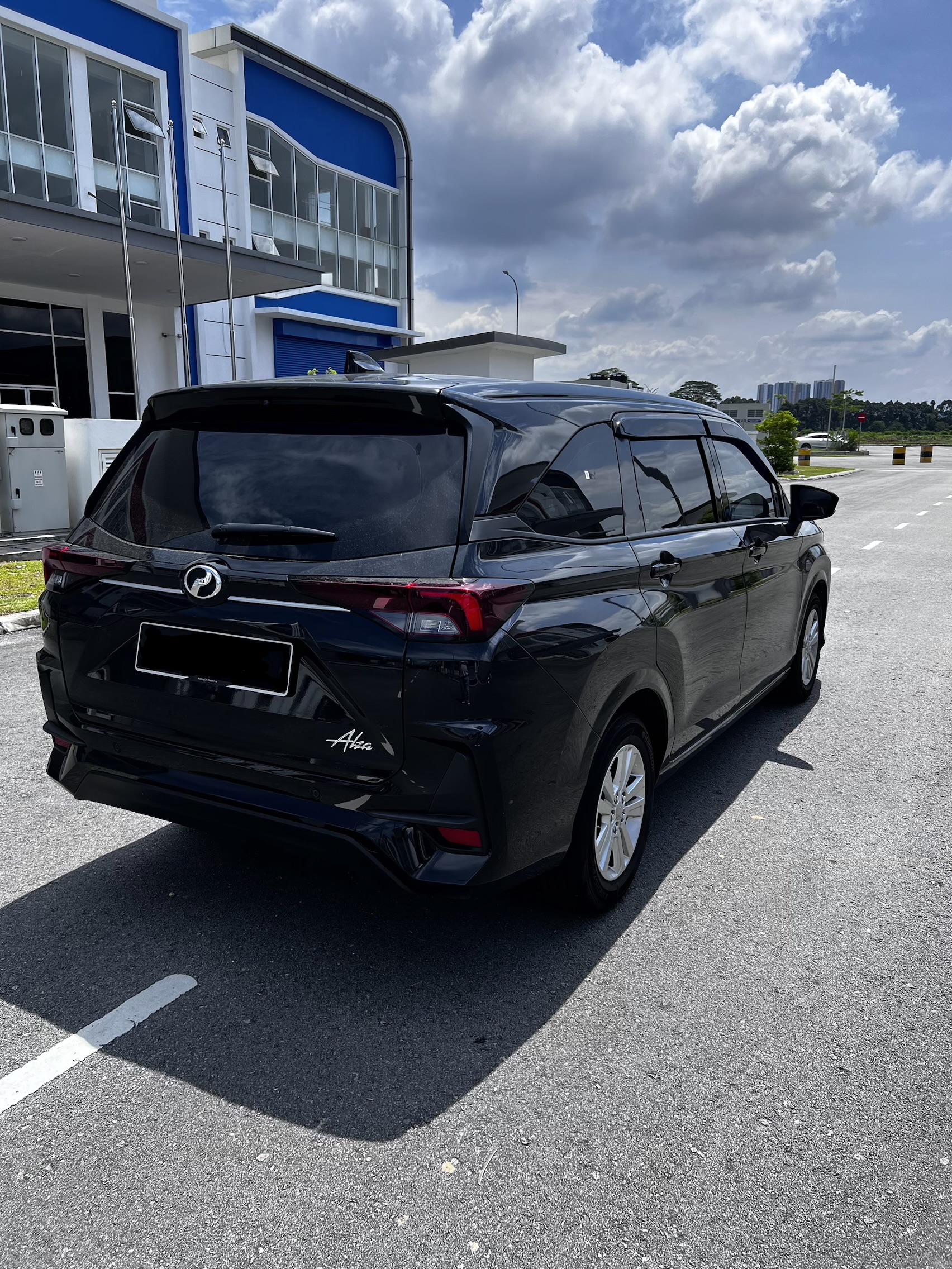 Perodua Alza X 1.5 2026 thumbnail 4