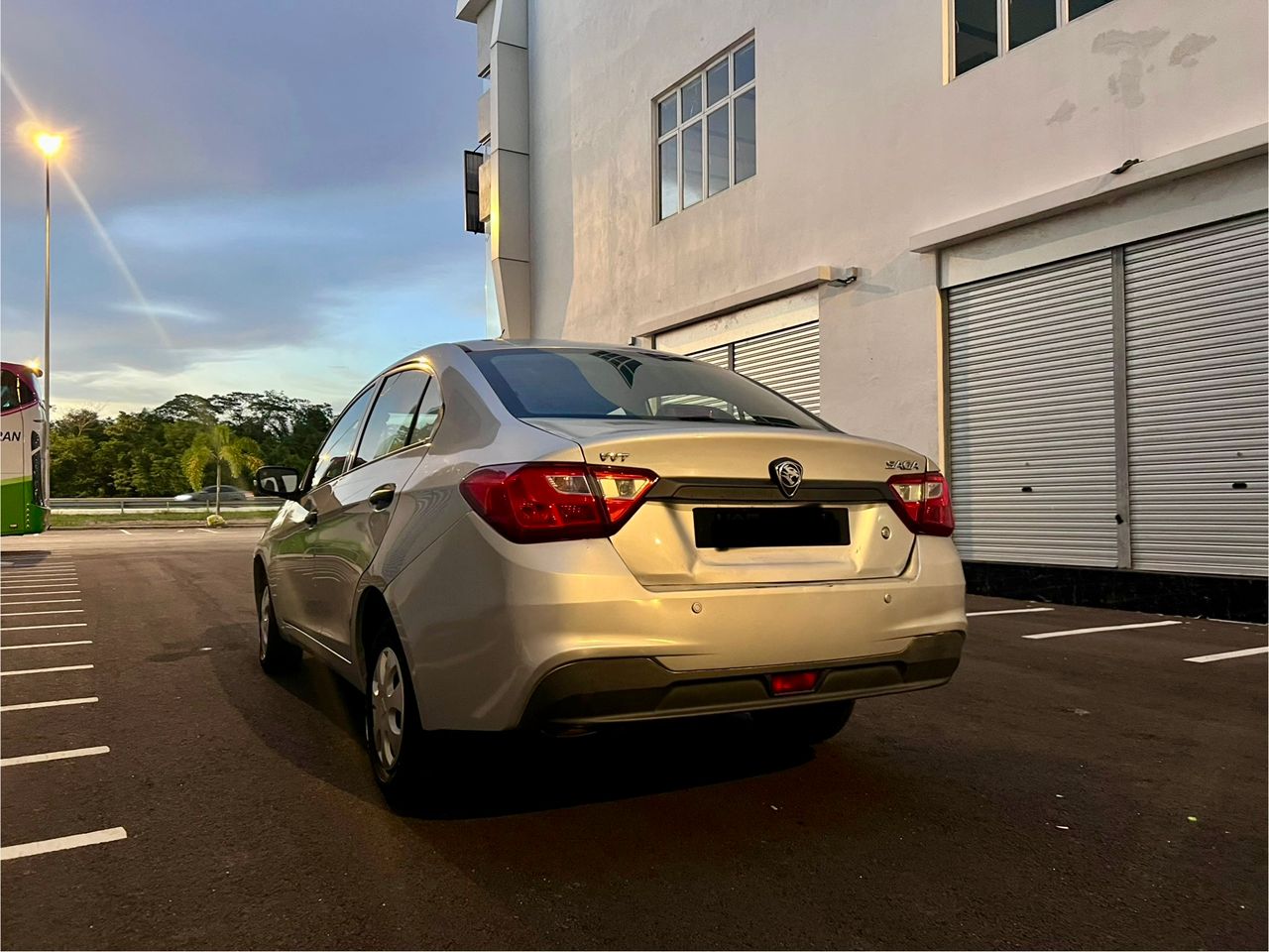 Proton Saga 2017 thumbnail 3